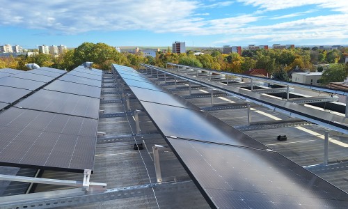 Budovy ZSE v Nitre budú využívať energiu zo slnka